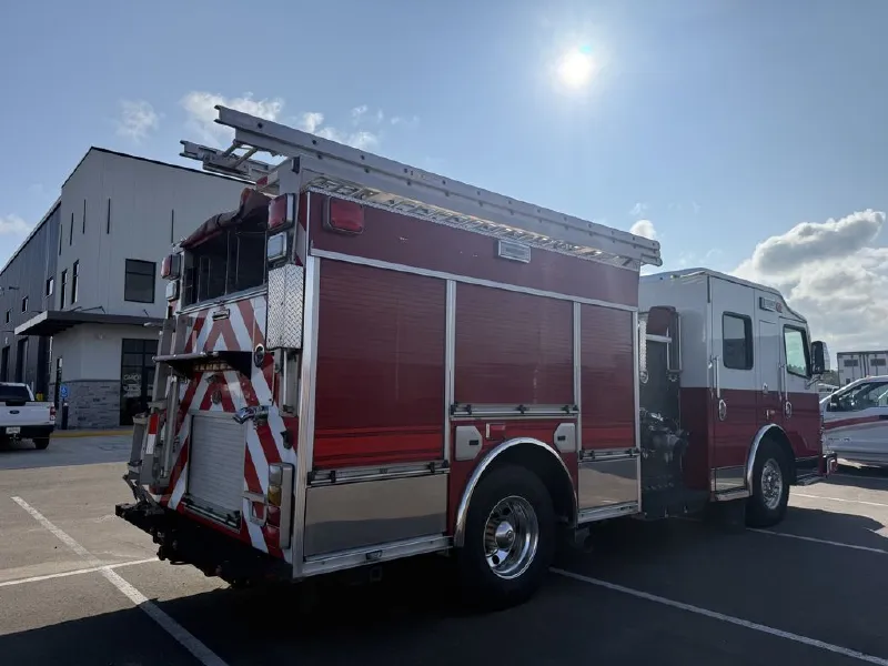2015 ROSENBAUER COMMANDER PUMPER