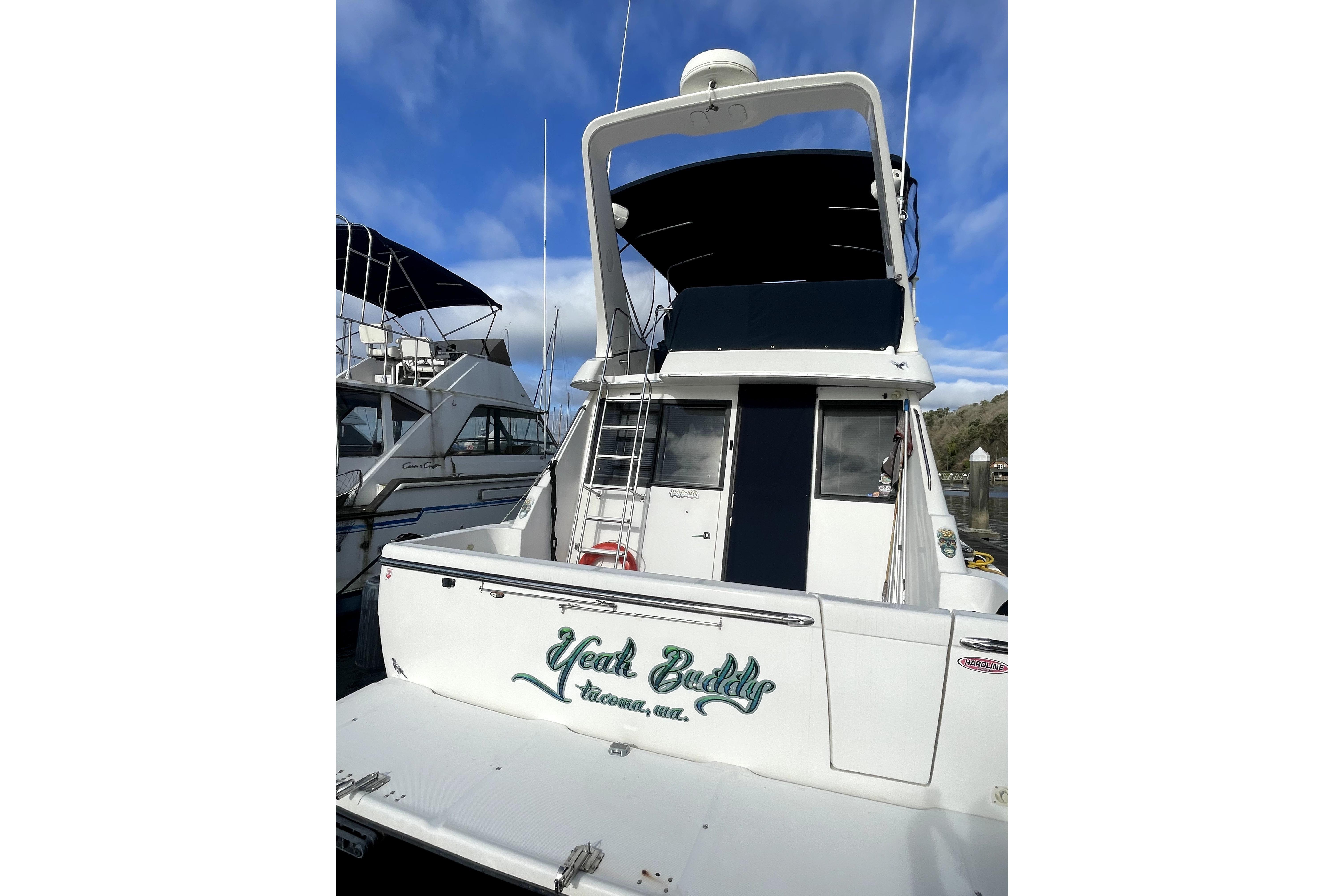 2001 Bayliner 3988 Command Bridge Motoryacht in seattle WA