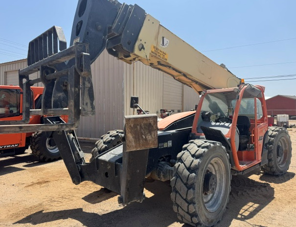 2016 JLG Industries, Inc. 1055 in Bristol, PA