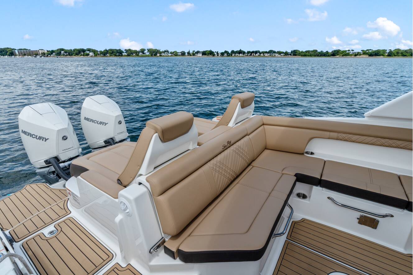 A photo of this 2026 Sea Ray SDX 290 Outboard