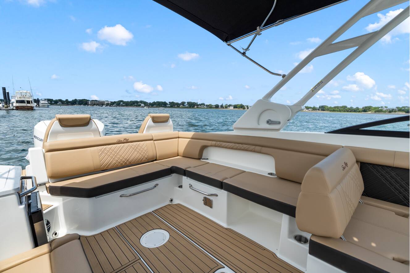 A photo of this 2026 Sea Ray SDX 290 Outboard