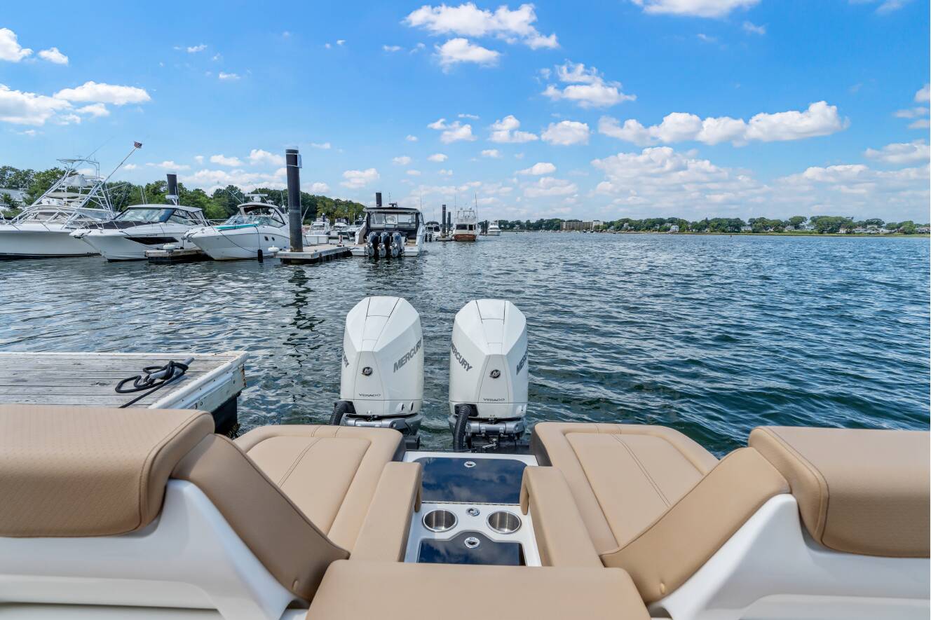 A photo of this 2026 Sea Ray SDX 290 Outboard