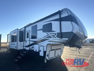 2023 KEYSTONE RAPTOR 415