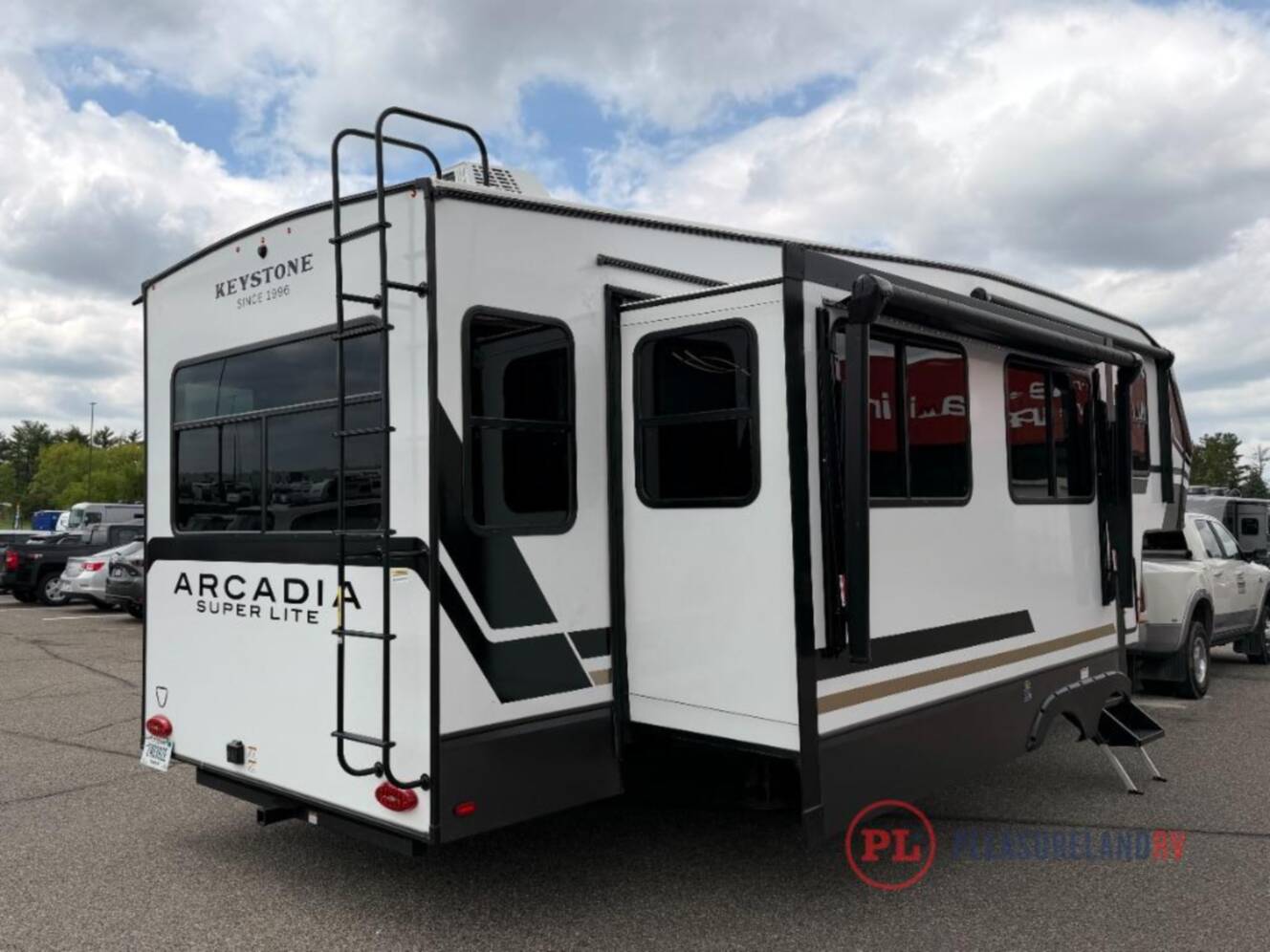 A photo of this 2026 Keystone Rv Arcadia Super Lite 292SLRL