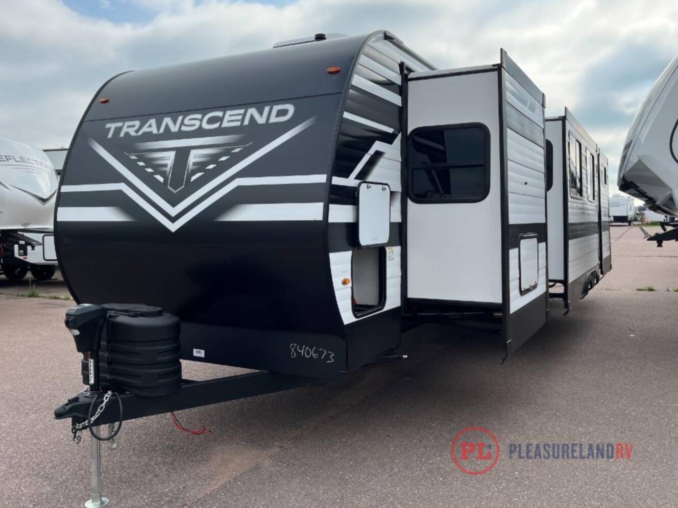 A photo of this 2026 Grand Design Transcend 335BHT