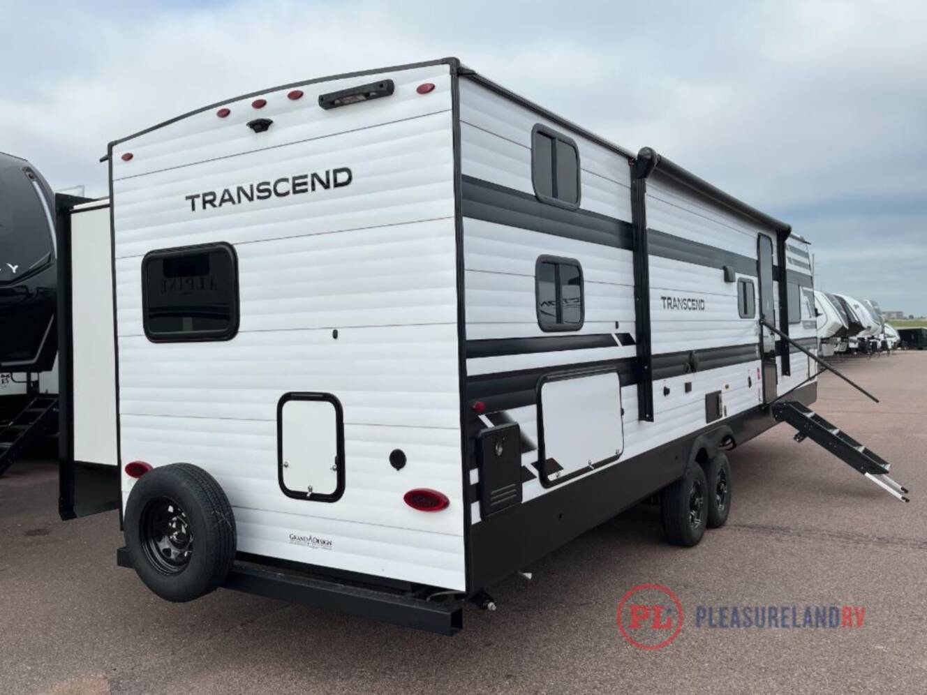 A photo of this 2026 Grand Design Transcend 335BHT