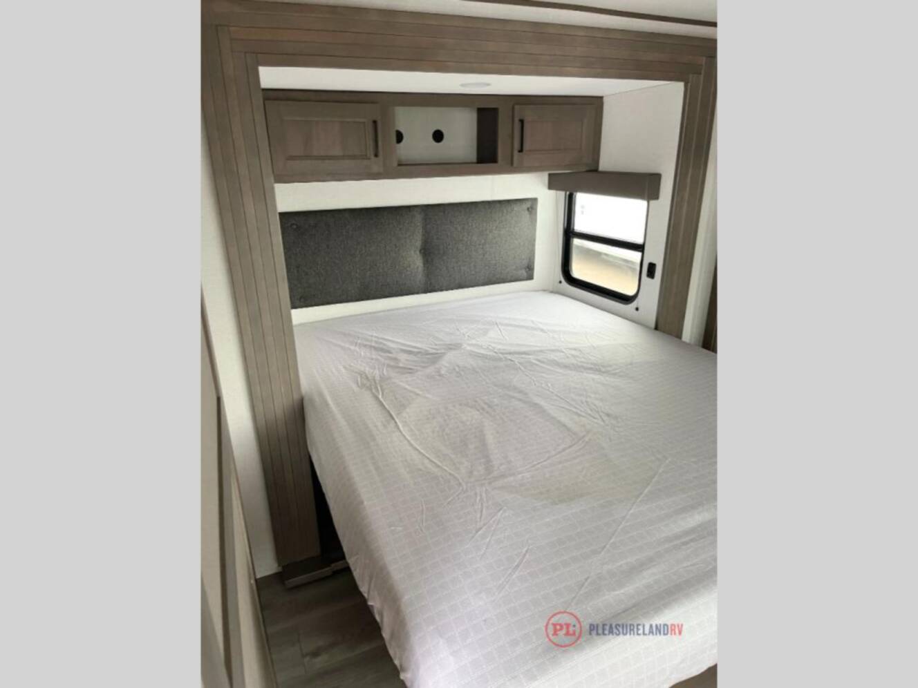 A photo of this 2026 Grand Design Transcend 335BHT