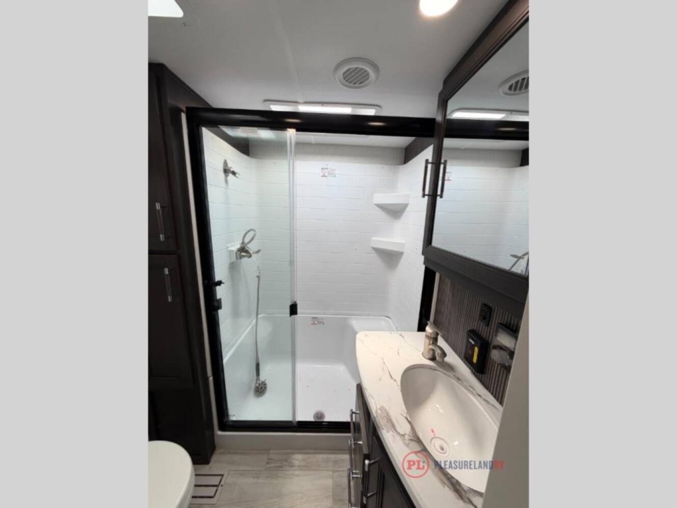 A photo of this 2026 Keystone Rv Arcadia Super Lite 292SLRL