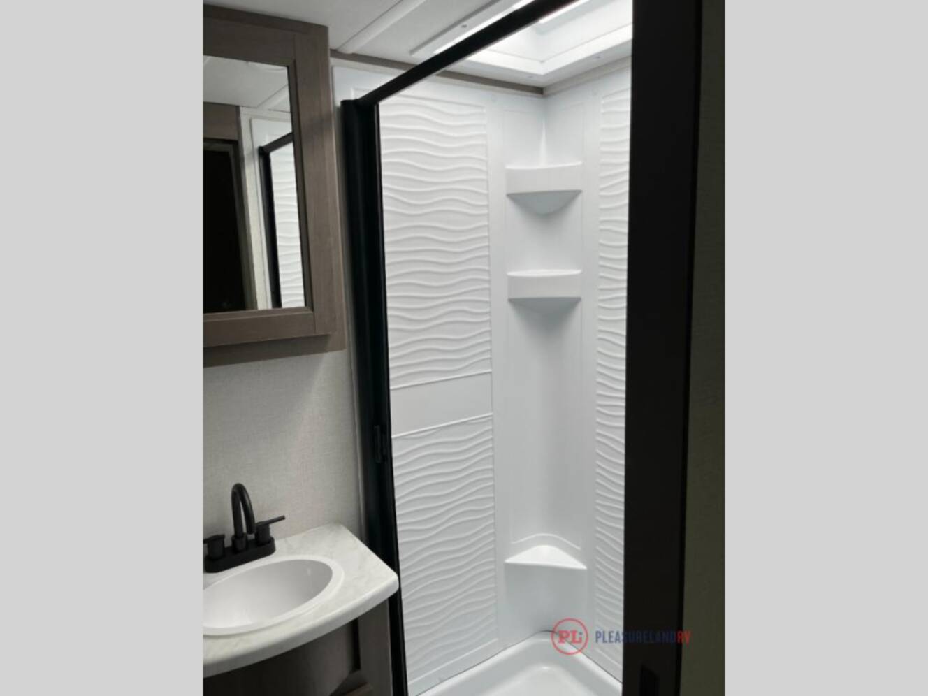 A photo of this 2026 Grand Design Transcend 335BHT