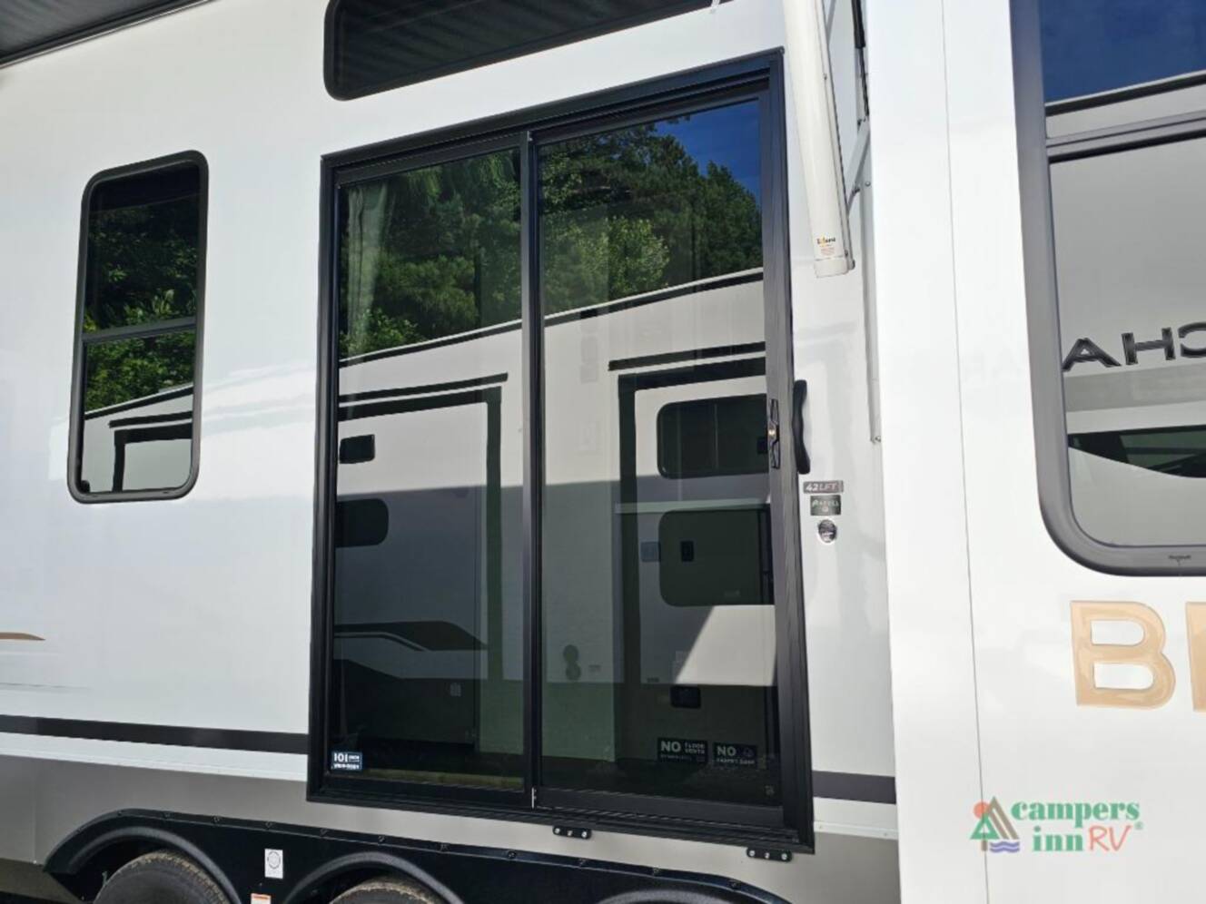 A photo of this 2026 Alliance Rv Benchmark 42LFT