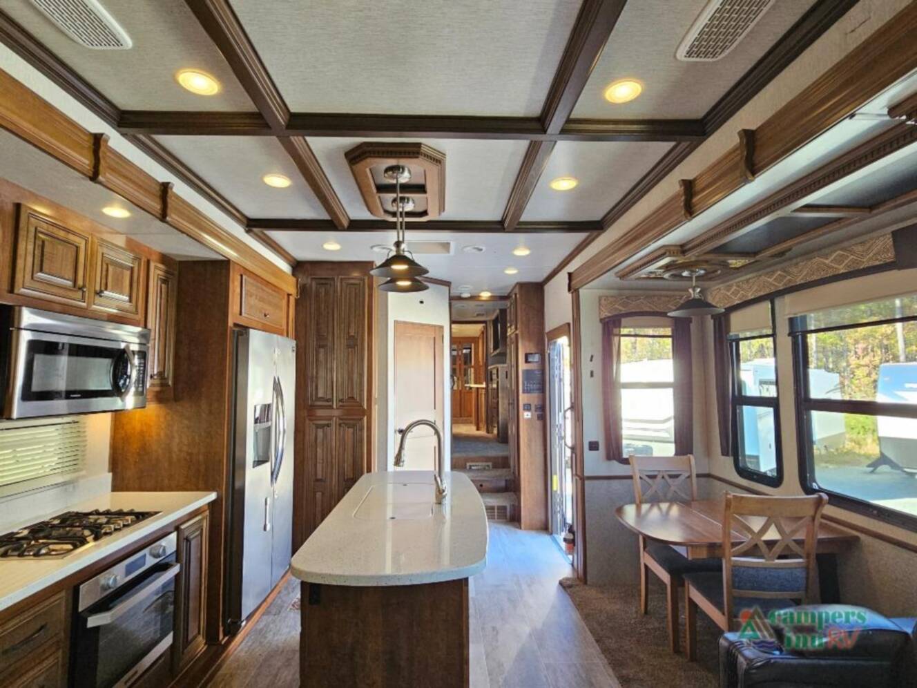 A photo of this 2018 Heartland Bighorn 3871FBO