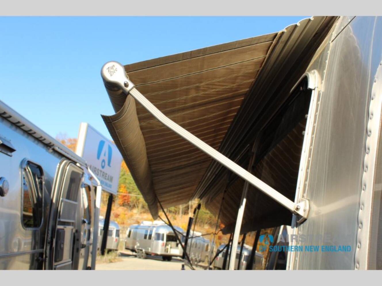 A photo of this 2016 Airstream International Serenity International serenity 25 fbq