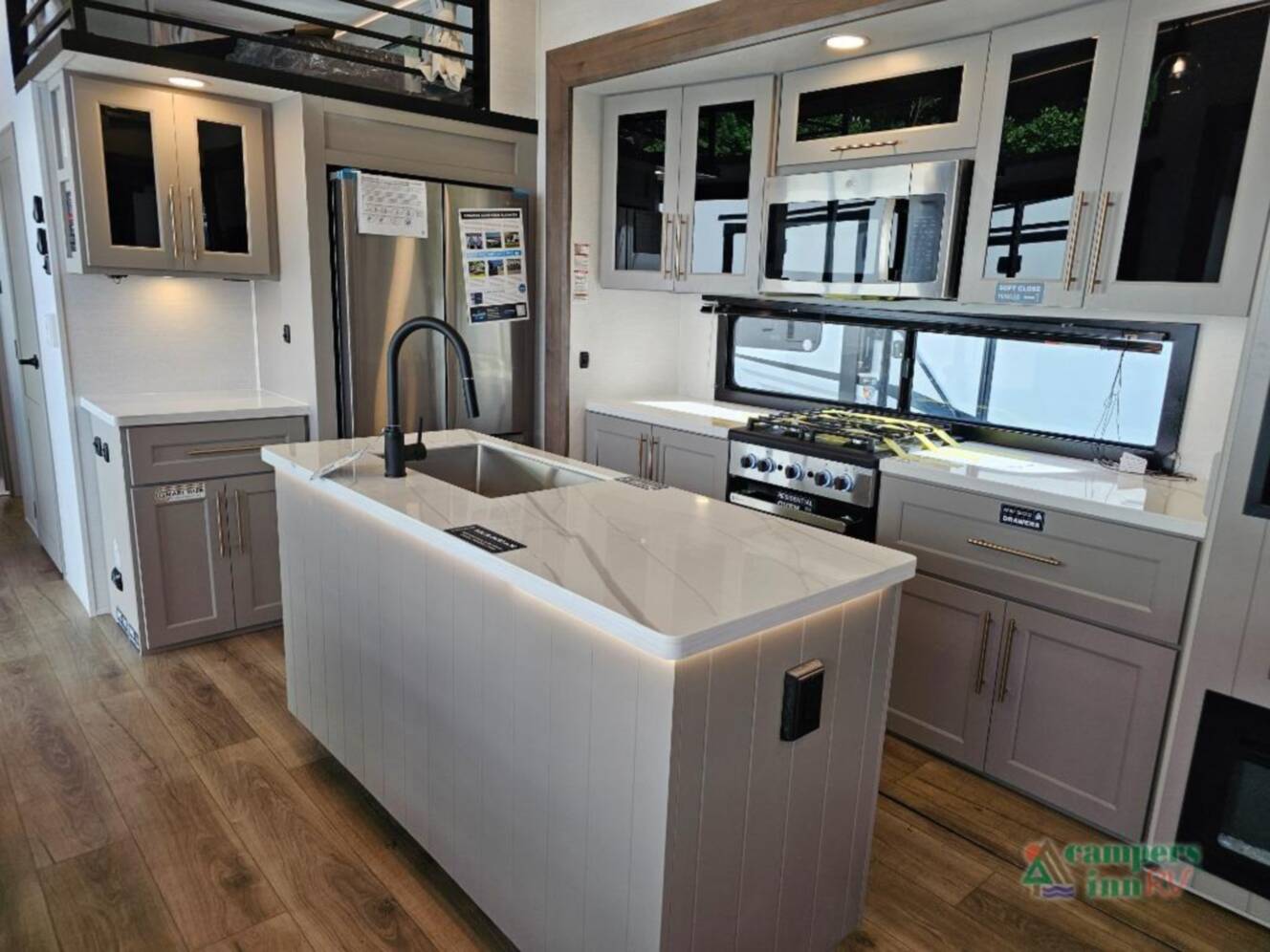 A photo of this 2026 Alliance Rv Benchmark 42LFT