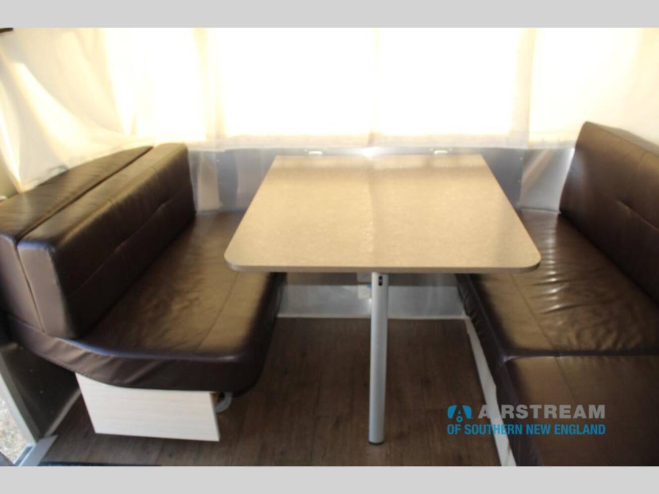 A photo of this 2016 Airstream International Serenity International serenity 25 fbq