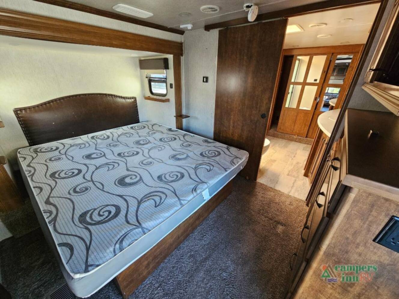 A photo of this 2018 Heartland Bighorn 3871FBO