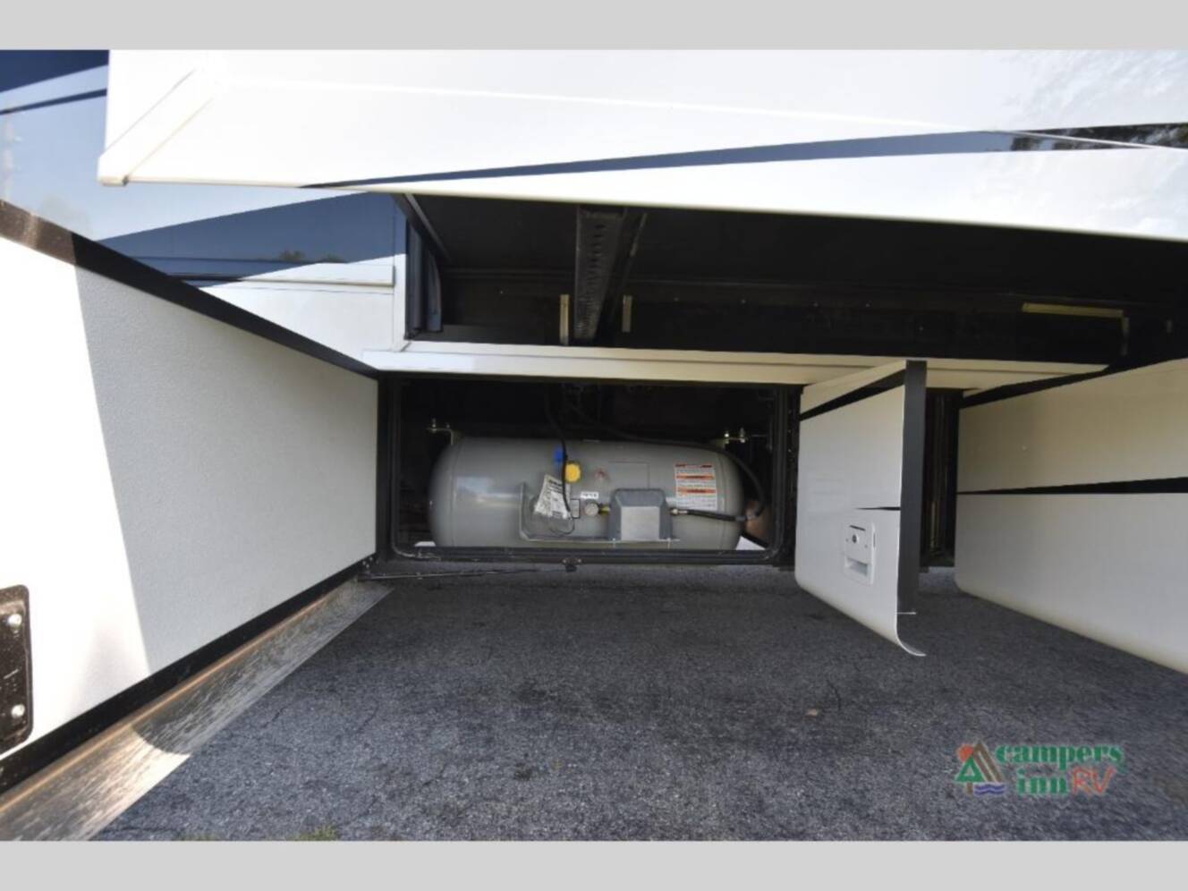 A photo of this 2025 Newmar Bay Star 3626