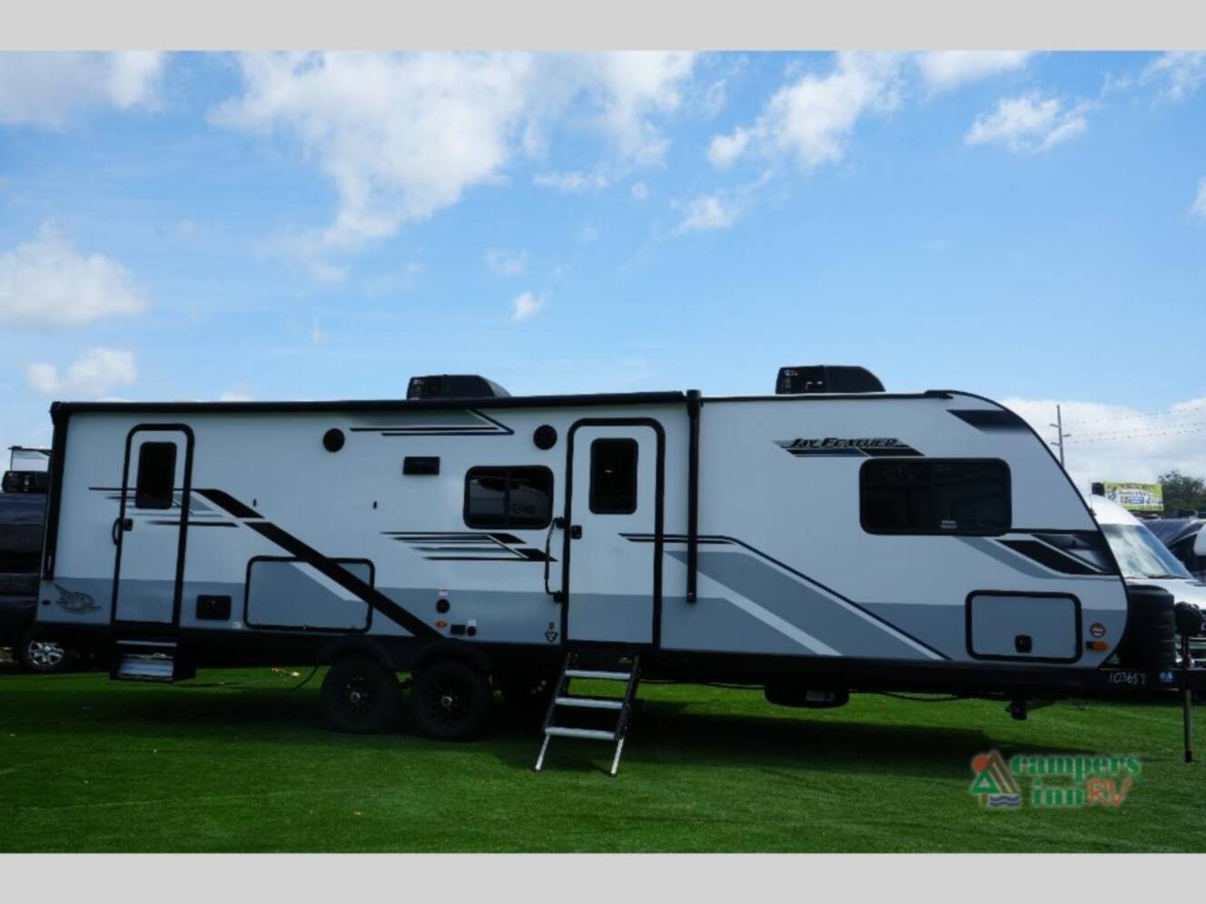 A photo of this 2025 Jayco Jay Feather 29BHB
