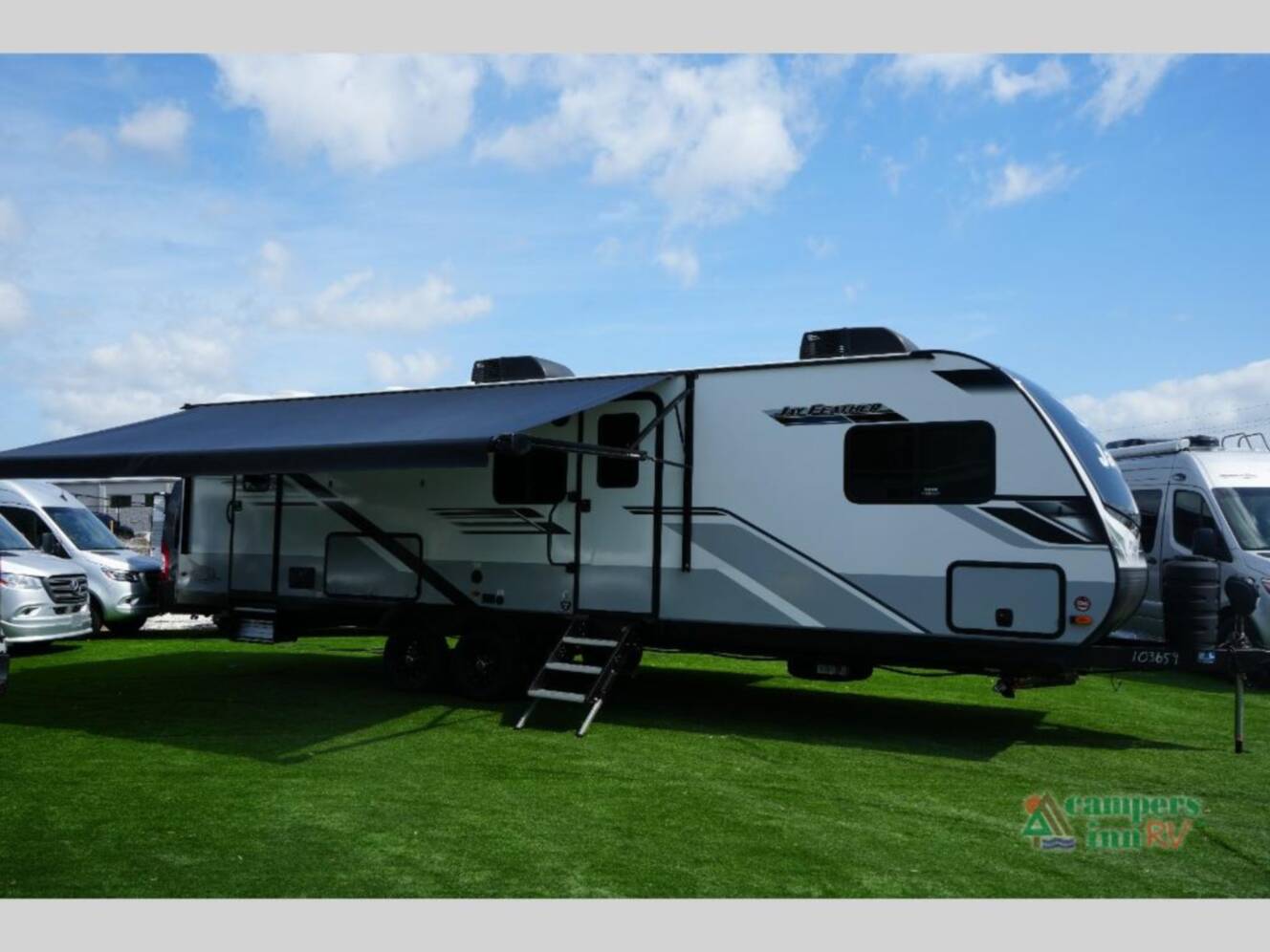 A photo of this 2025 Jayco Jay Feather 29BHB