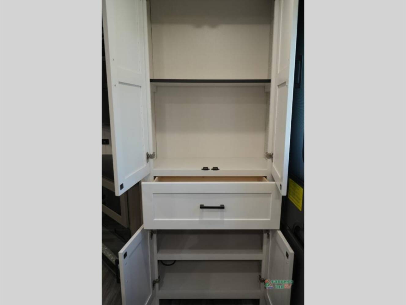 A photo of this 2025 Jayco Jay Feather 29BHB