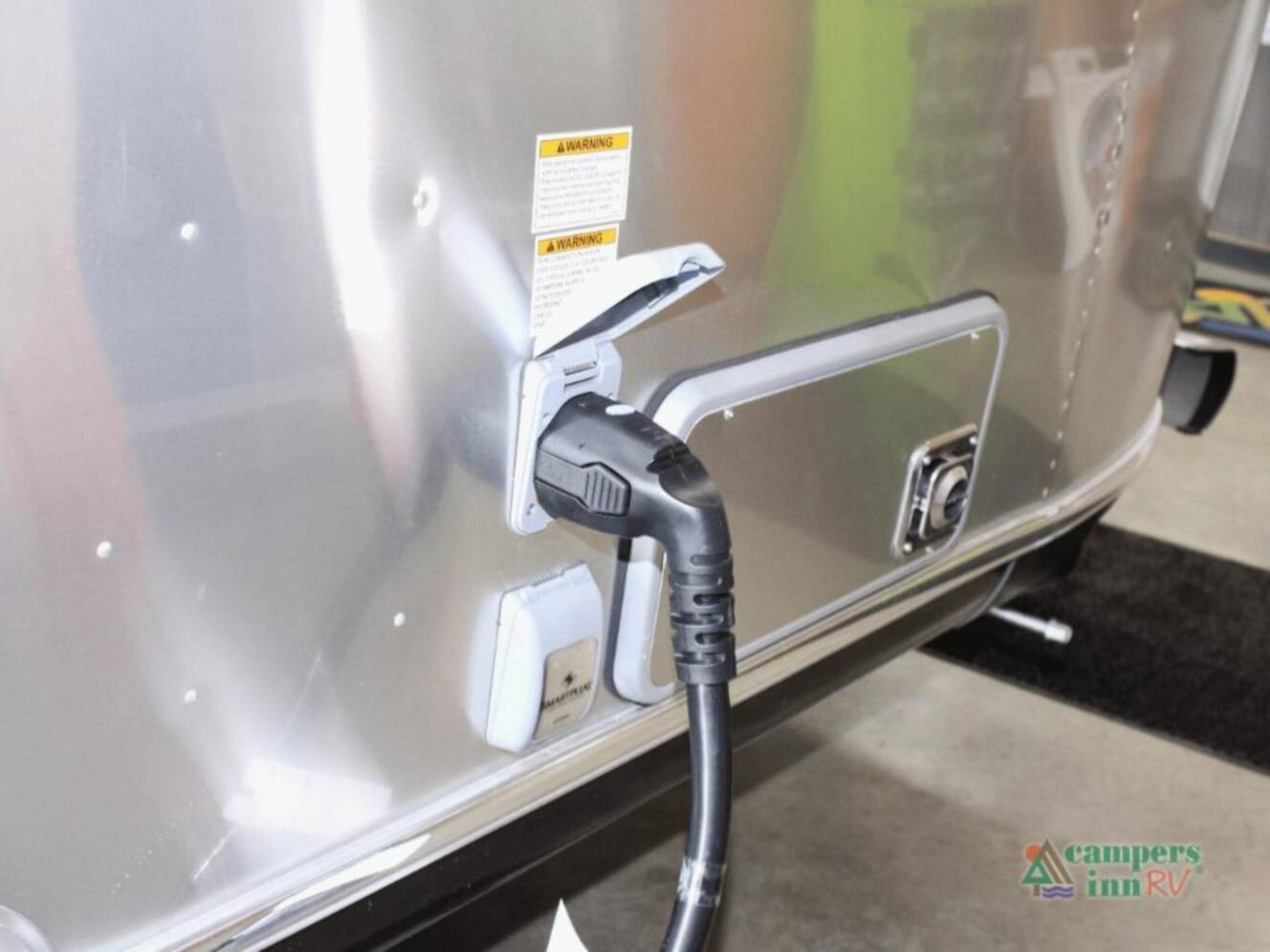 A photo of this 2026 Airstream Globetrotter 25FBT
