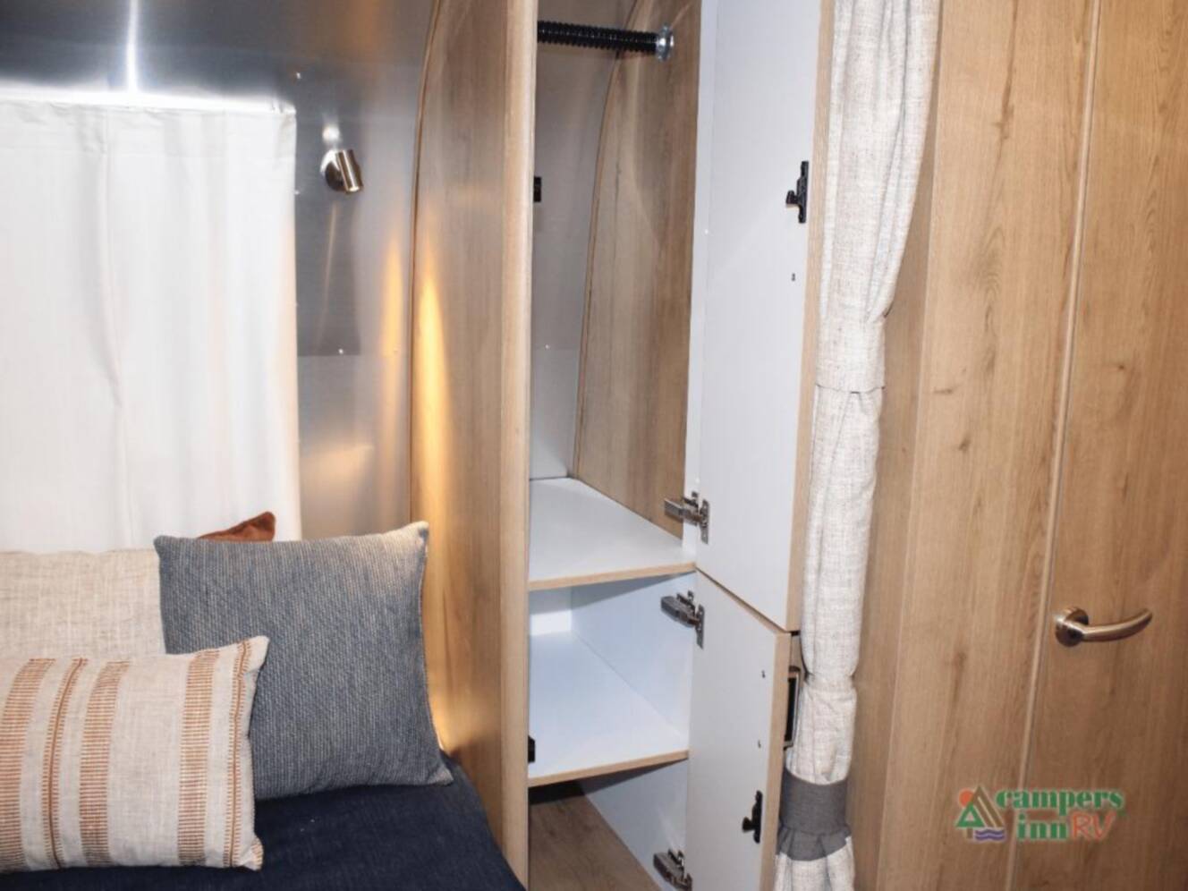 A photo of this 2026 Airstream Trade Wind 25FBQ