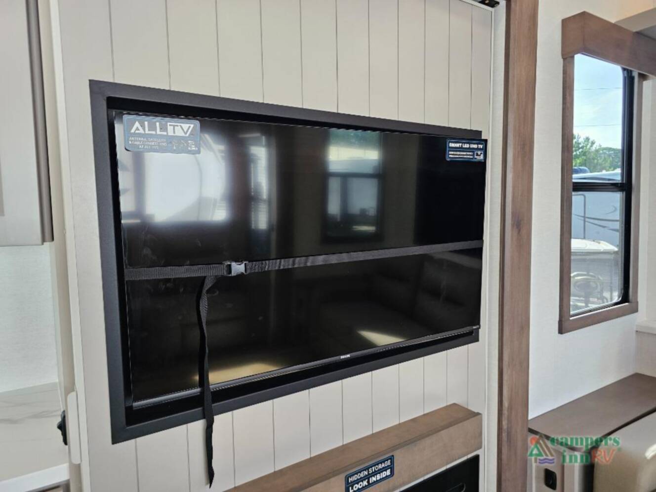 A photo of this 2026 Alliance Rv Benchmark 42LFT