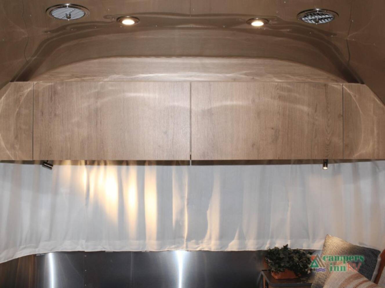 A photo of this 2026 Airstream Trade Wind 25FBQ