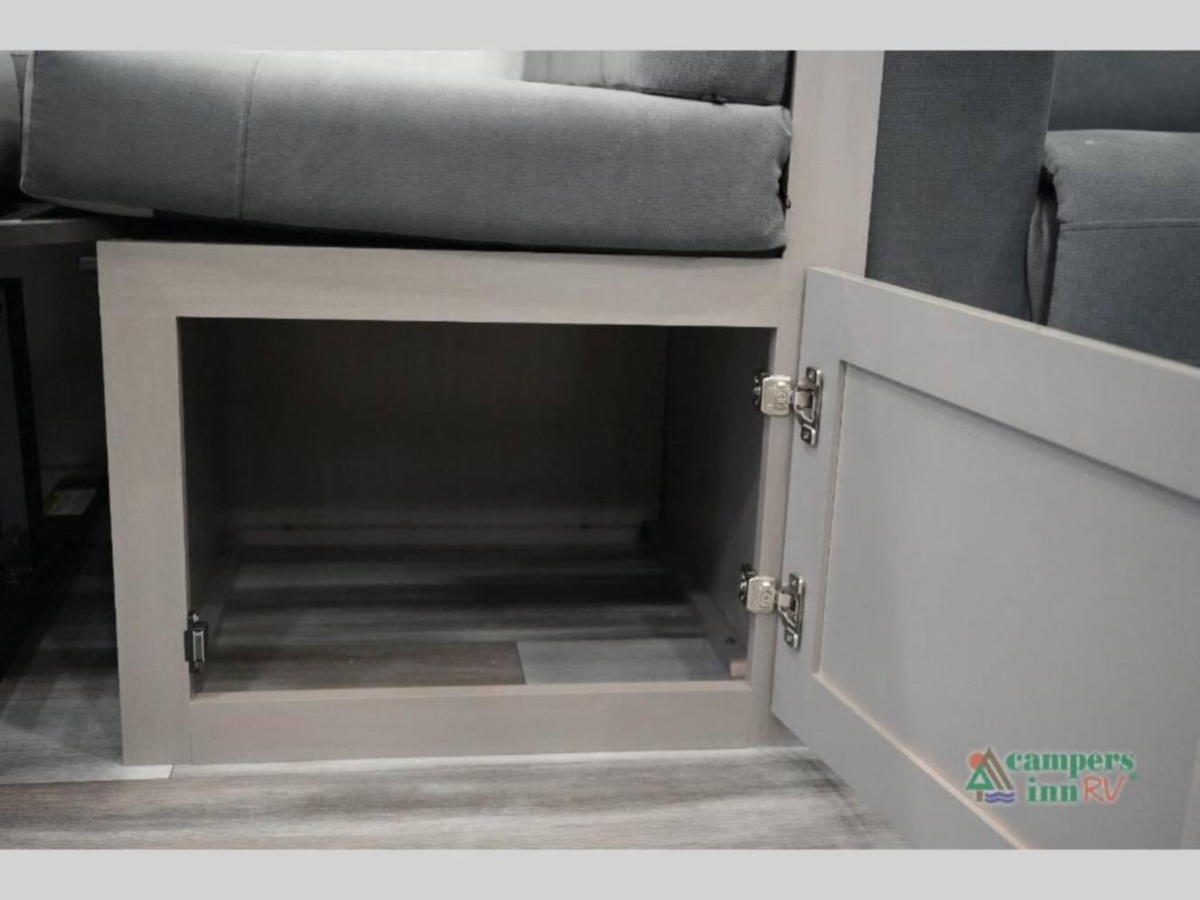 A photo of this 2025 Jayco Jay Feather 29BHB