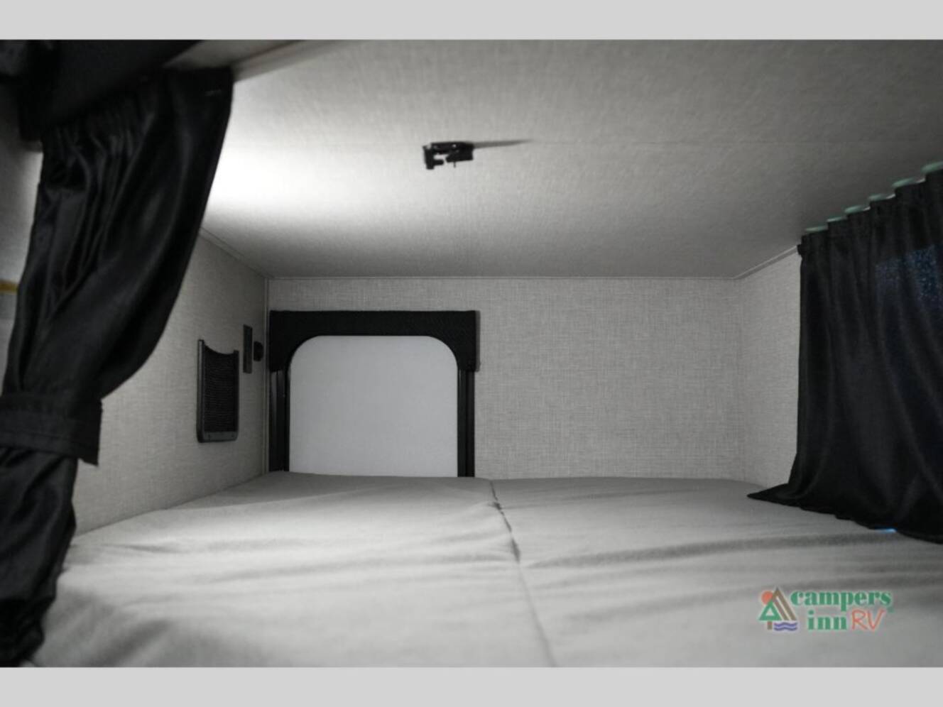 A photo of this 2025 Jayco Jay Feather 29BHB
