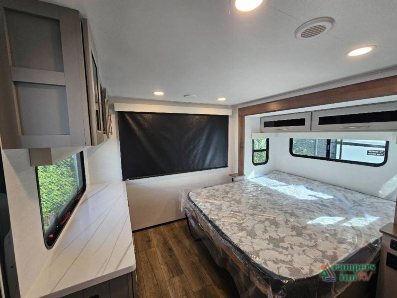A photo of this 2026 Alliance Rv Benchmark 42LFT