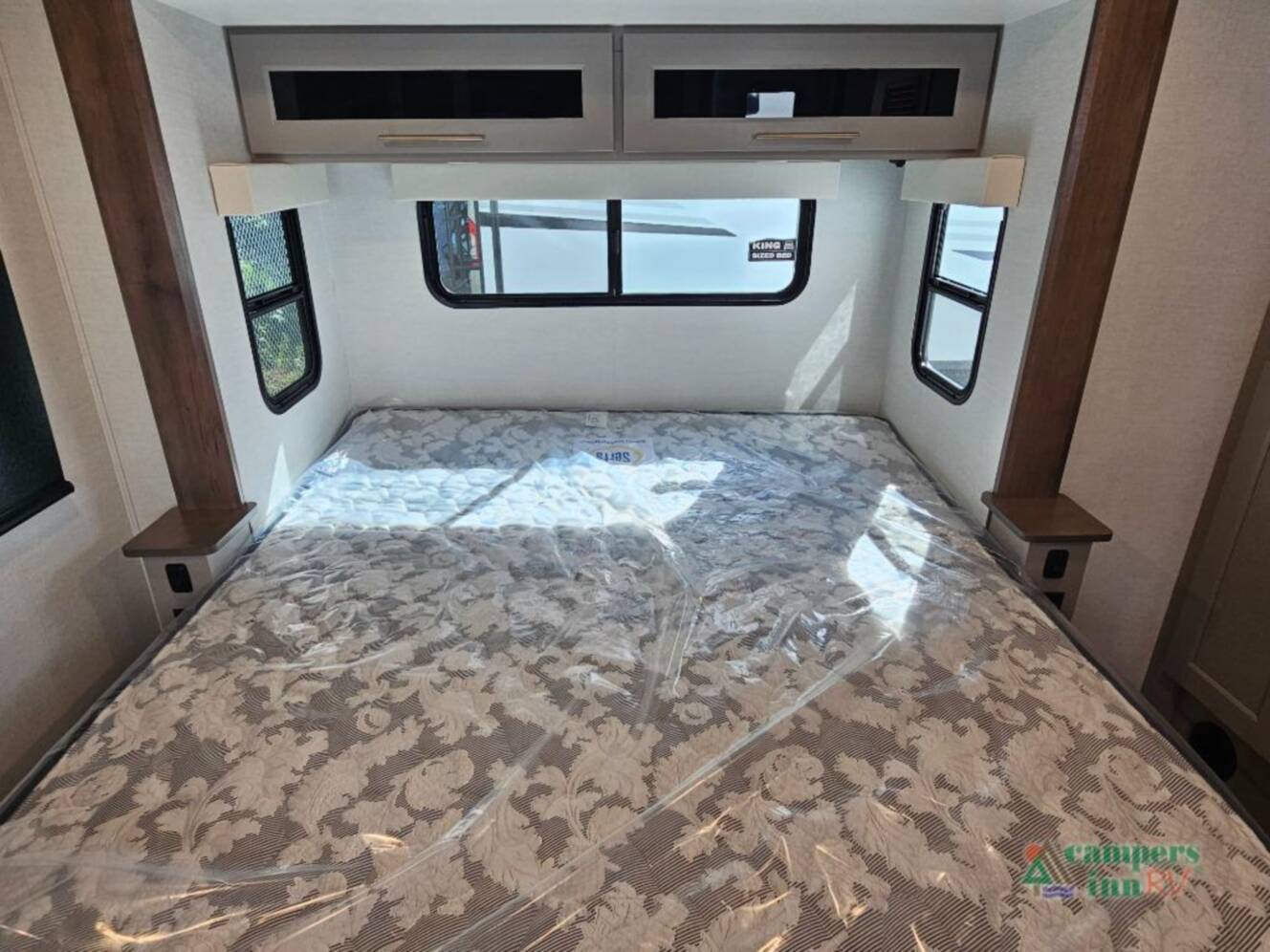 A photo of this 2026 Alliance Rv Benchmark 42LFT
