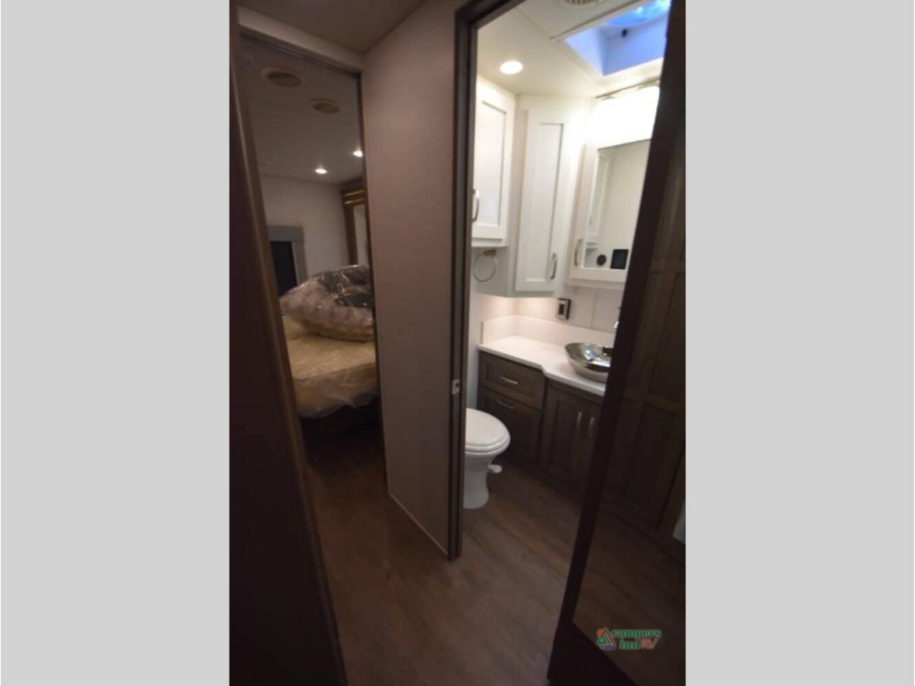 A photo of this 2025 Newmar Bay Star 3626