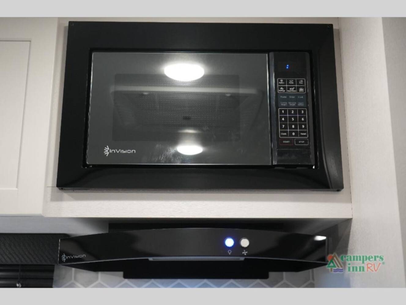A photo of this 2025 Jayco Jay Feather 29BHB