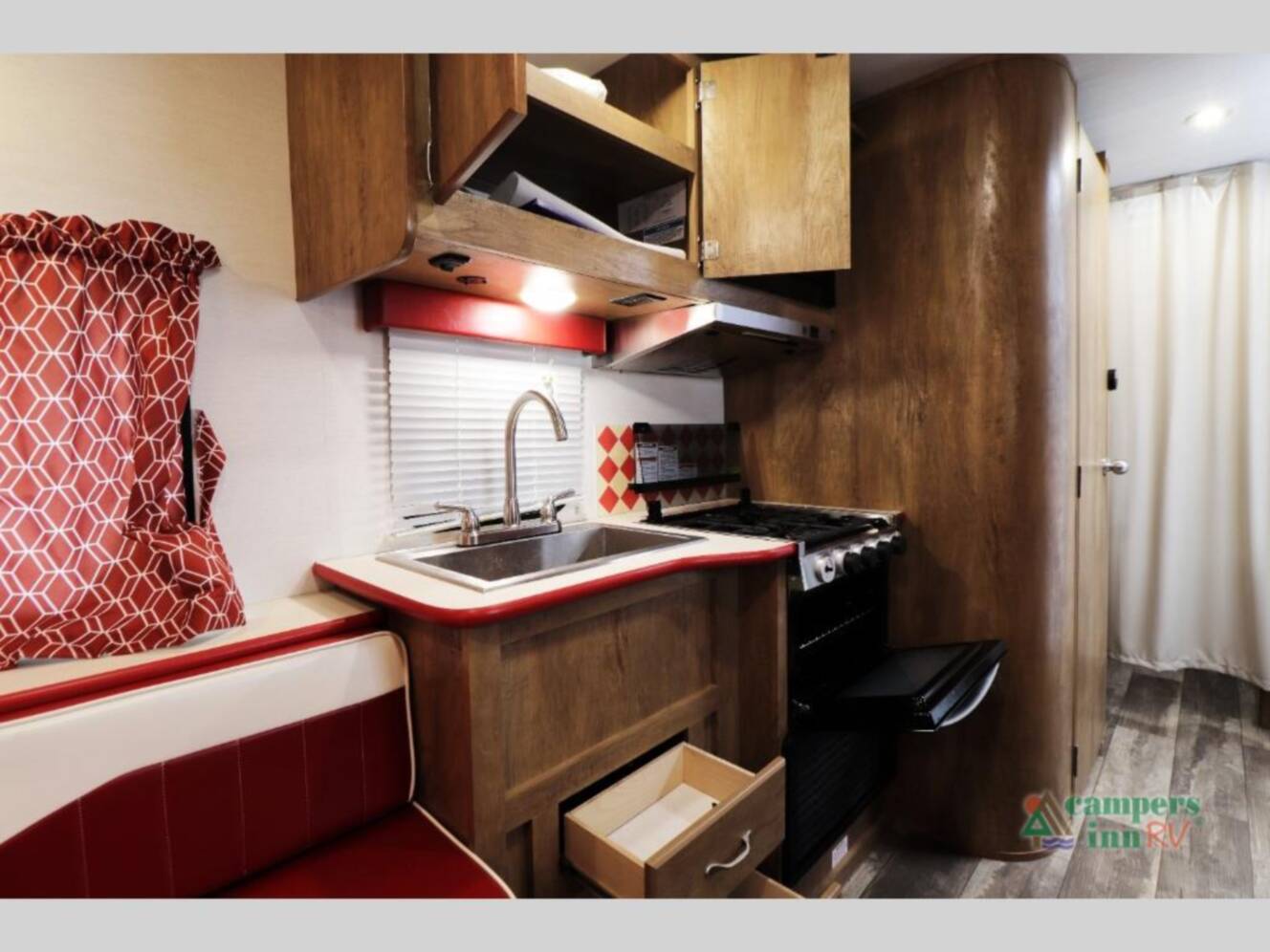 A photo of this 2026 Gulf Stream Rv Vintage Cruiser 19TWD
