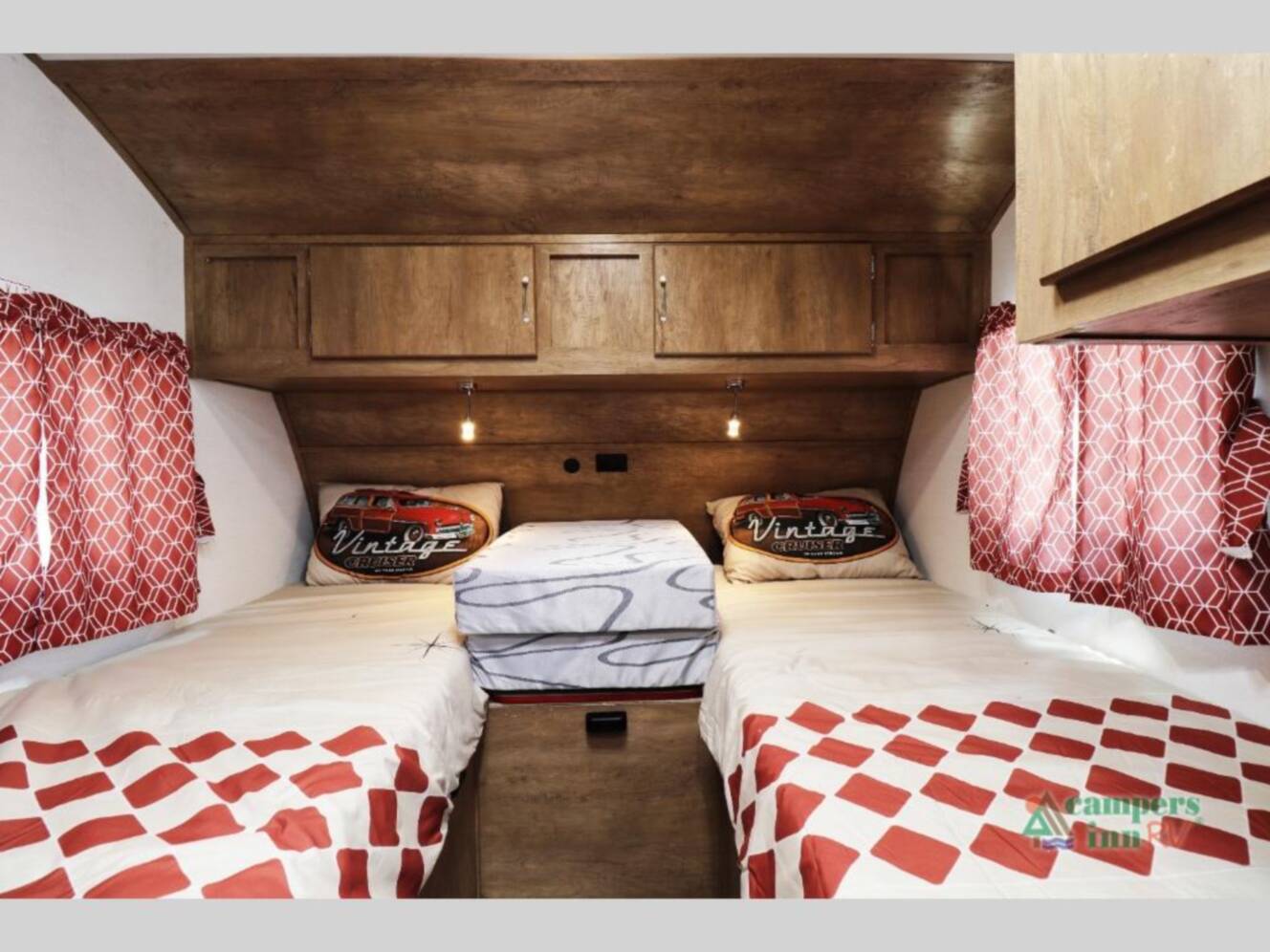 A photo of this 2026 Gulf Stream Rv Vintage Cruiser 19TWD