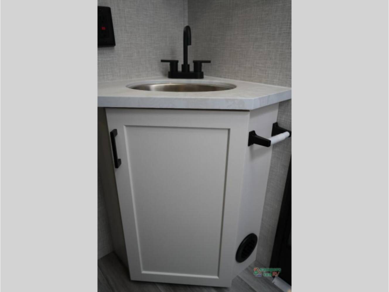 A photo of this 2025 Jayco Jay Feather 29BHB