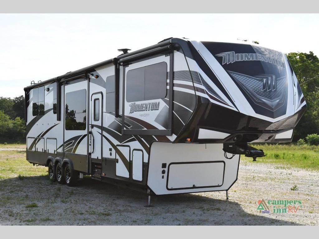 2017 Grand Design Momentum 376TH in byron GA