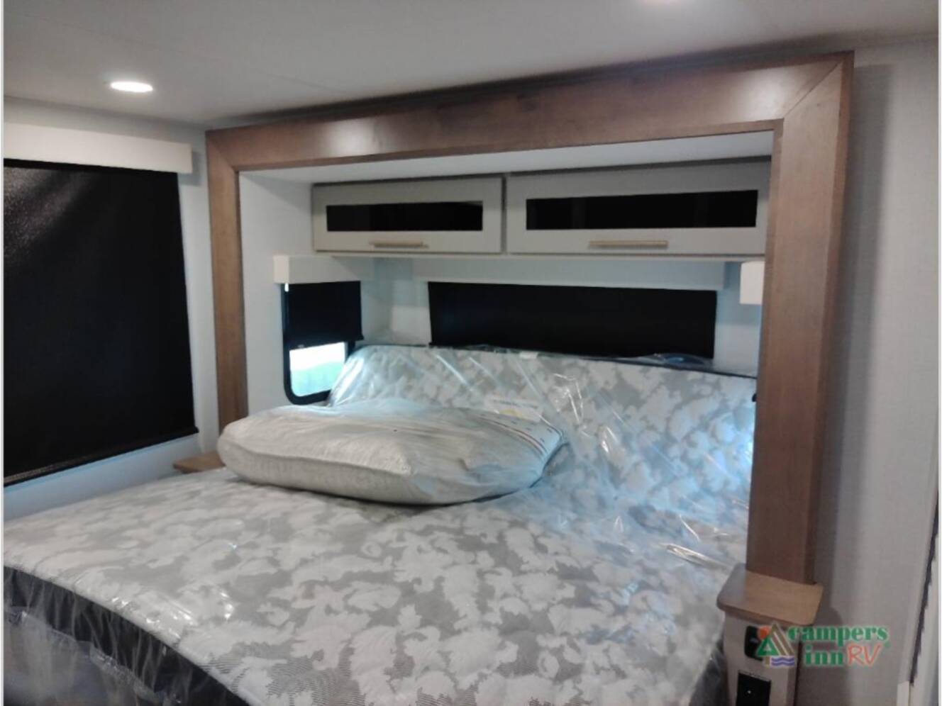 A photo of this 2026 Alliance Rv Benchmark 42LFT