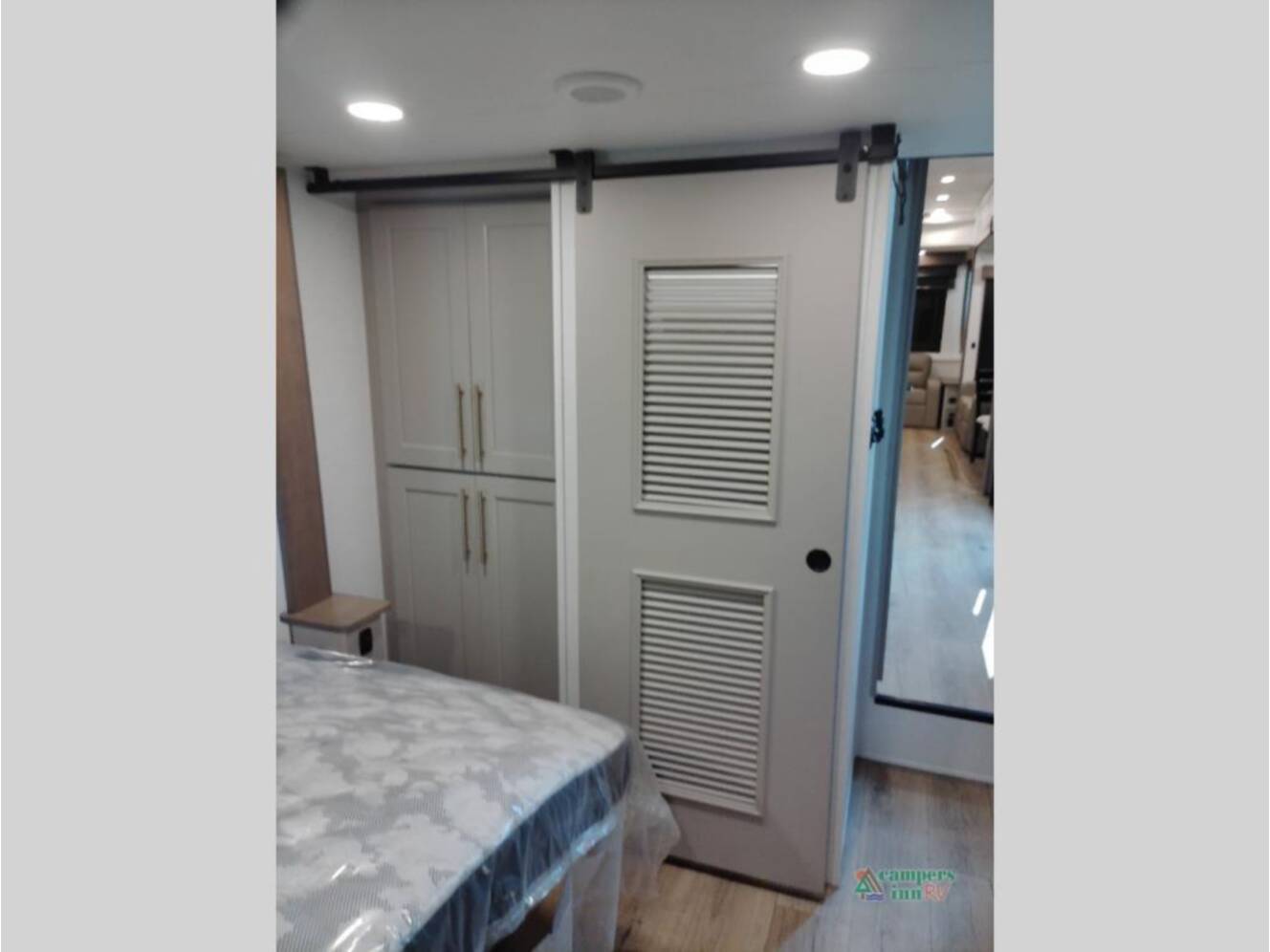 A photo of this 2026 Alliance Rv Benchmark 42LFT