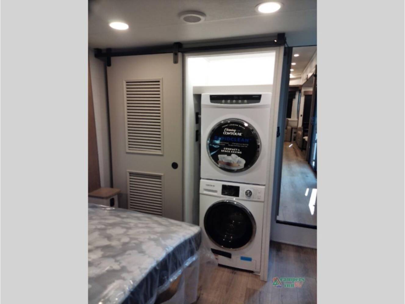 A photo of this 2026 Alliance Rv Benchmark 42LFT