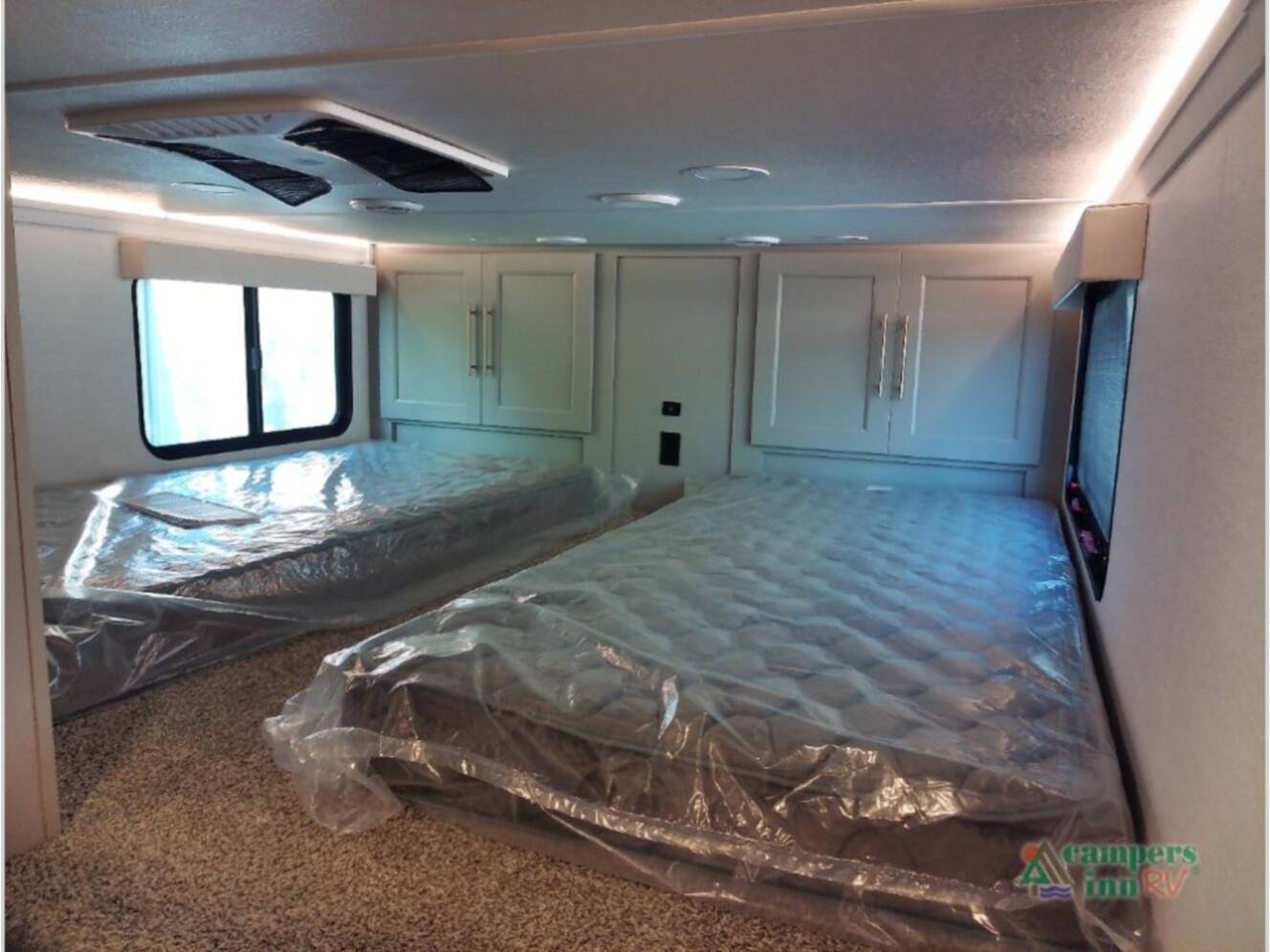 A photo of this 2026 Alliance Rv Benchmark 42LFT
