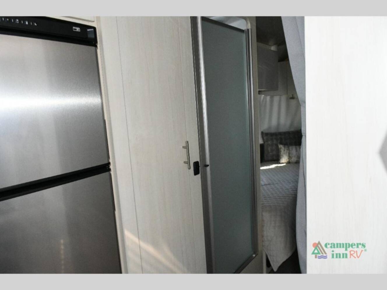 A photo of this 2026 Airstream Flying Cloud 25FBT