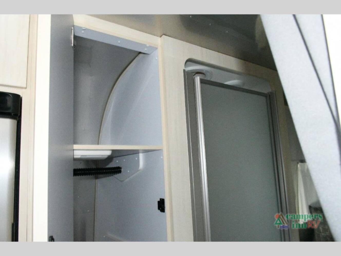 A photo of this 2026 Airstream Flying Cloud 25FBT