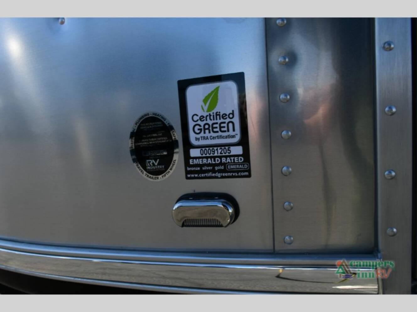A photo of this 2026 Airstream Flying Cloud 25FBT