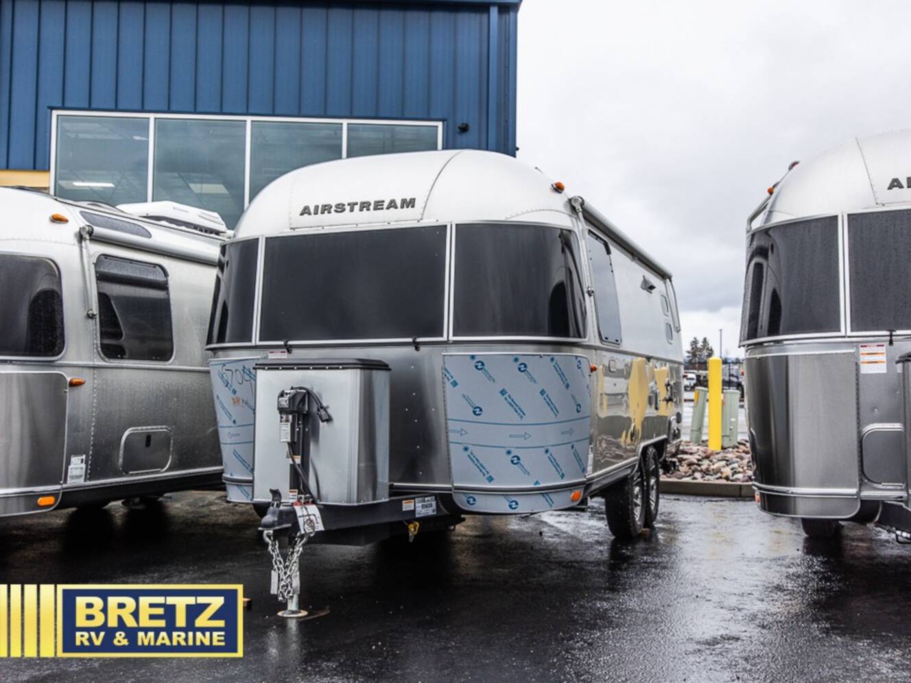 A photo of this 2025 Airstream Trade Wind 23FB