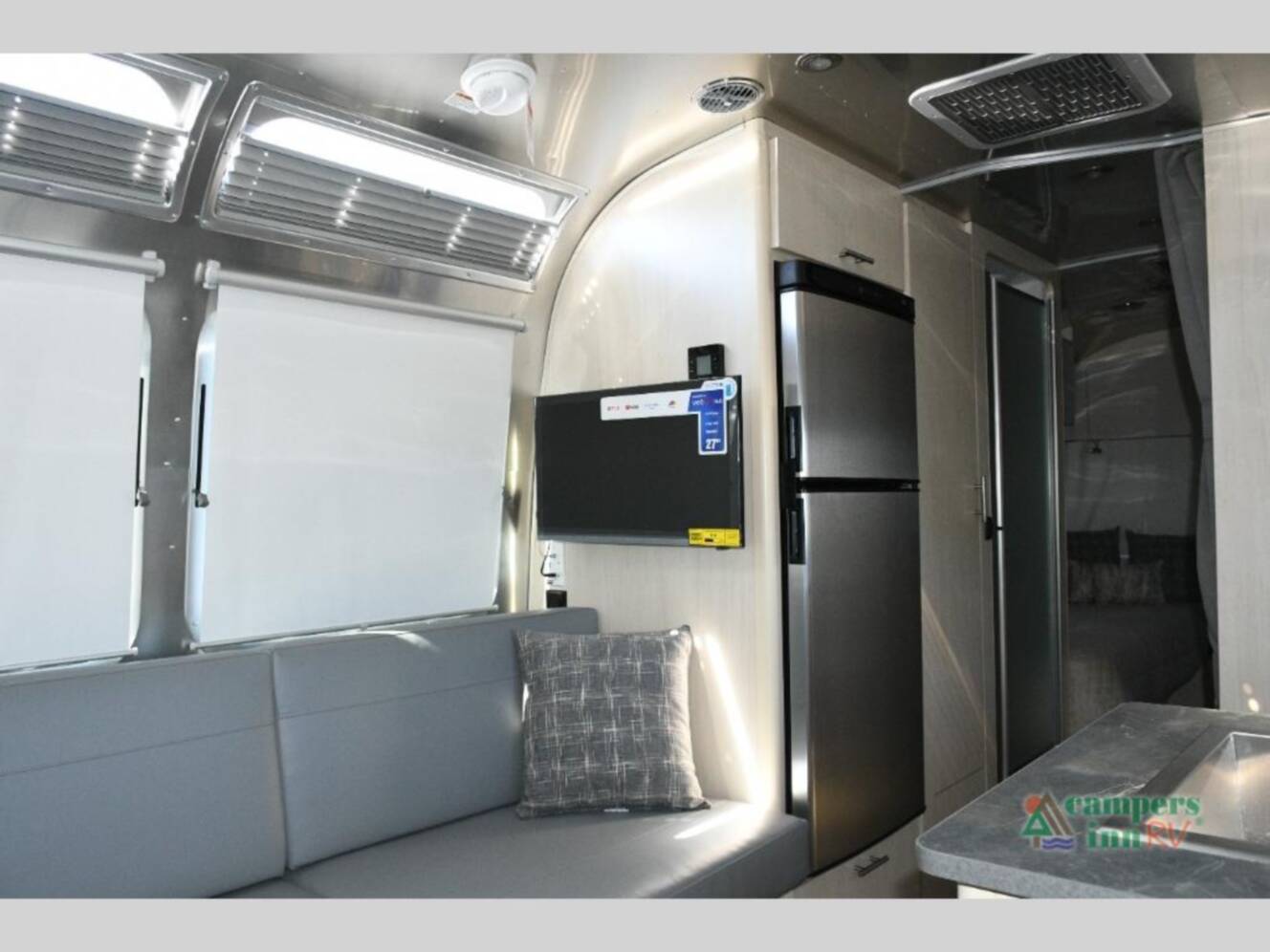 A photo of this 2026 Airstream Flying Cloud 25FBT
