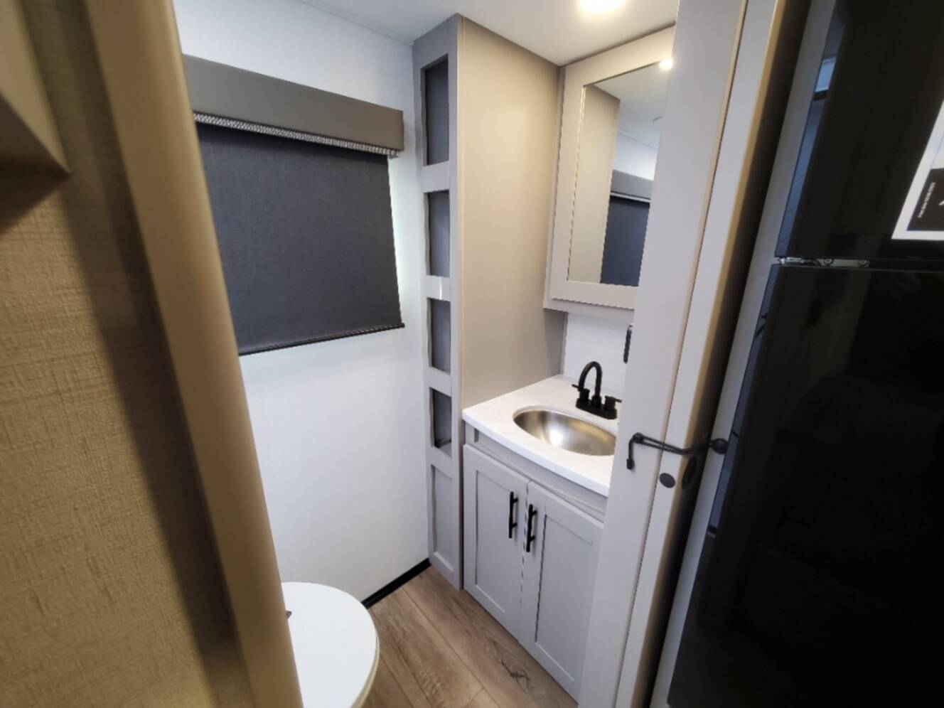 A photo of this 2026 Alliance Rv Delta Solo RB152