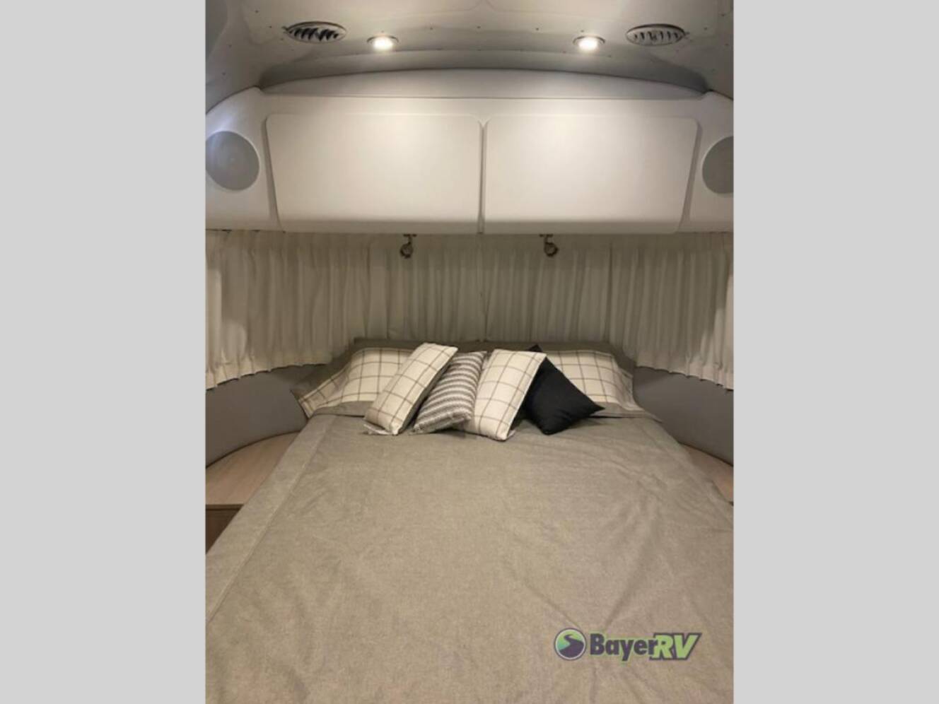 A photo of this 2022 Airstream Globetrotter 27FB
