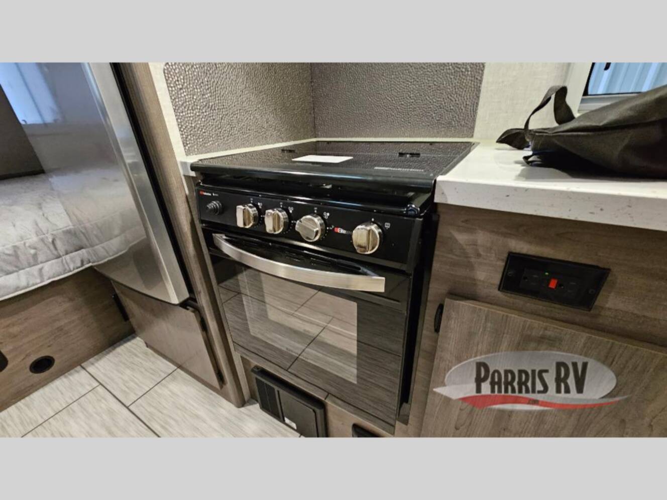 A photo of this 2025 Lance Lance Travel Trailers 1685