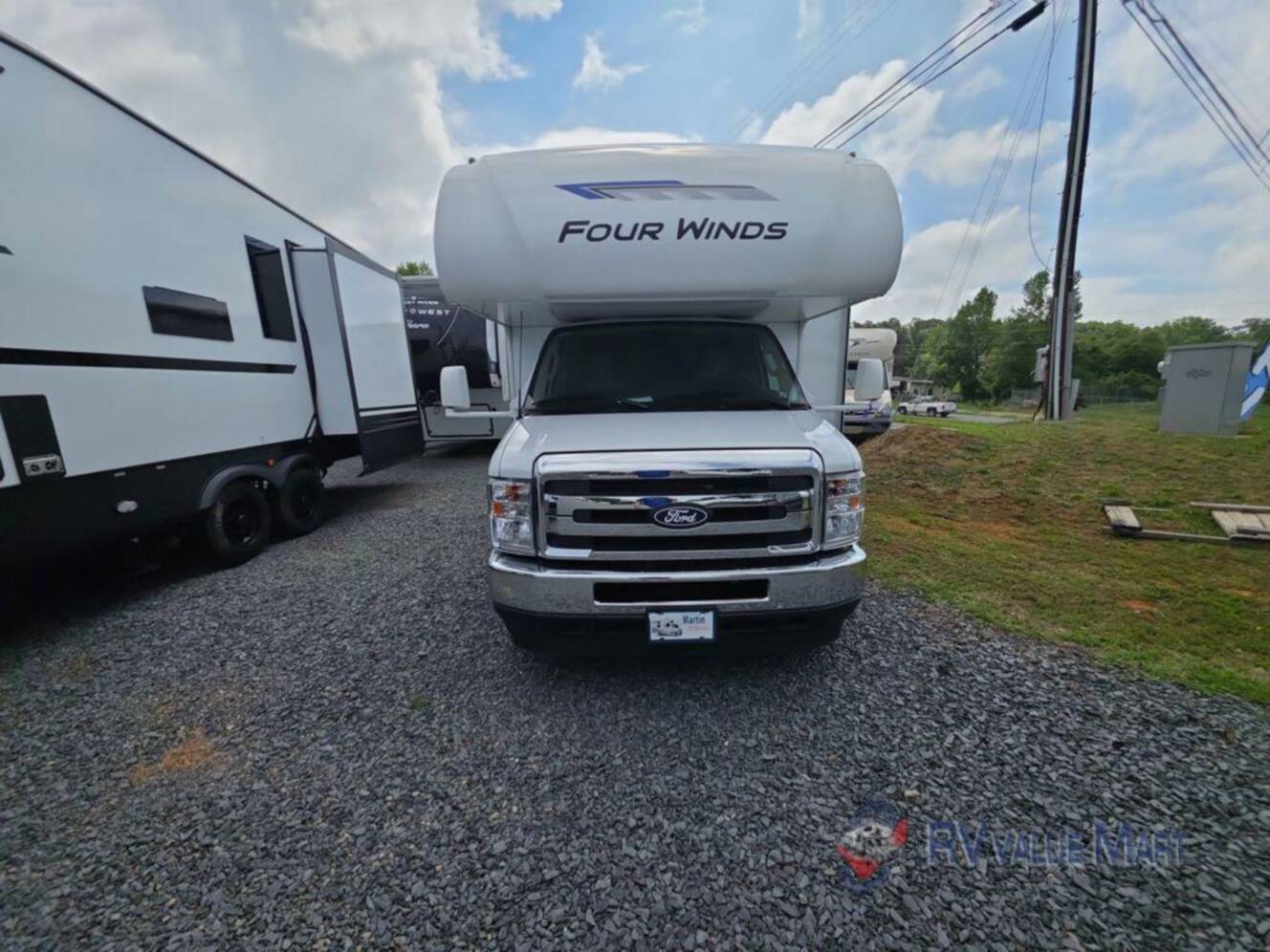 A photo of this 2026 Thor Motor Coach Four Winds 31E
